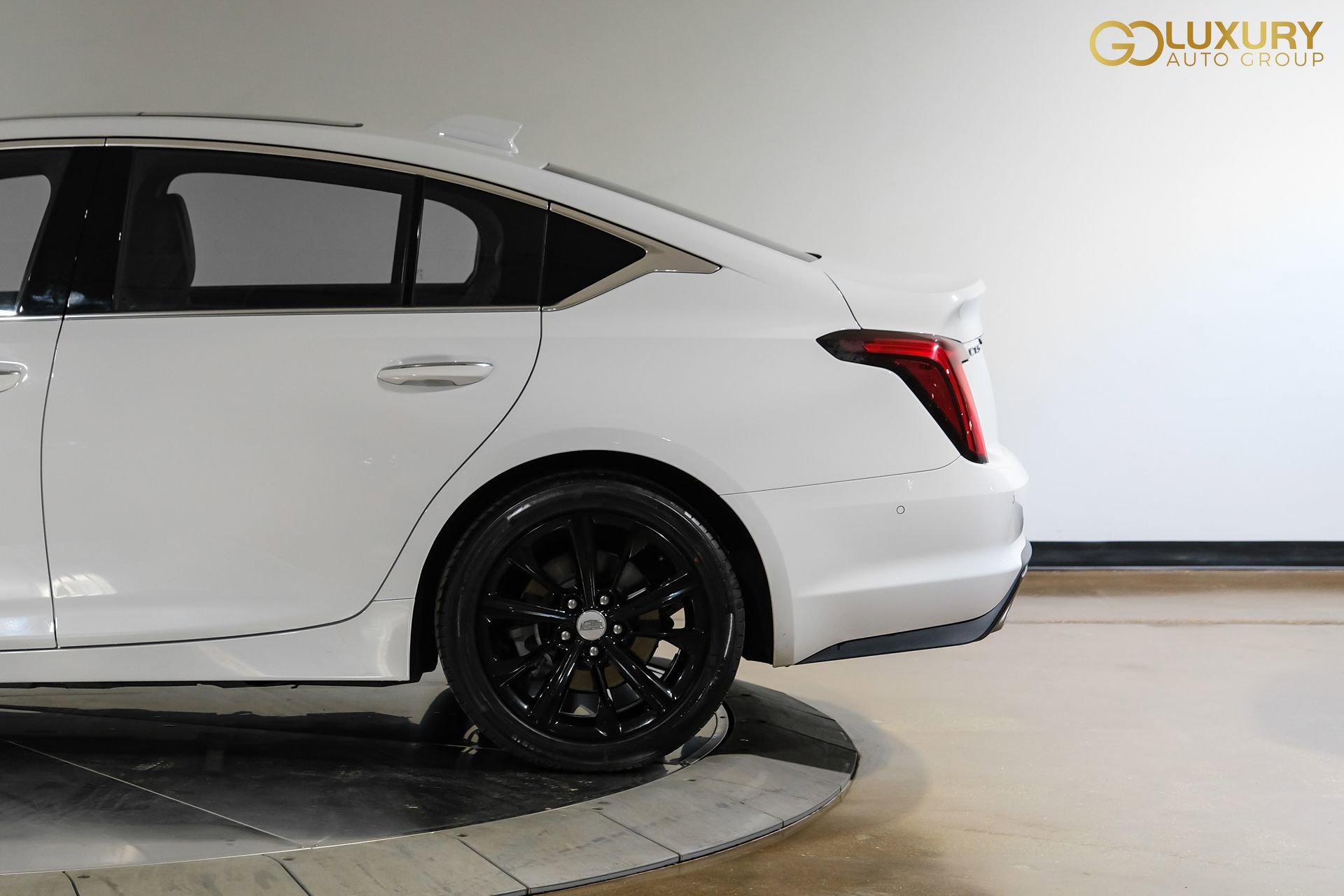 Used 2025 Cadillac CT5 Premium Luxury image 14