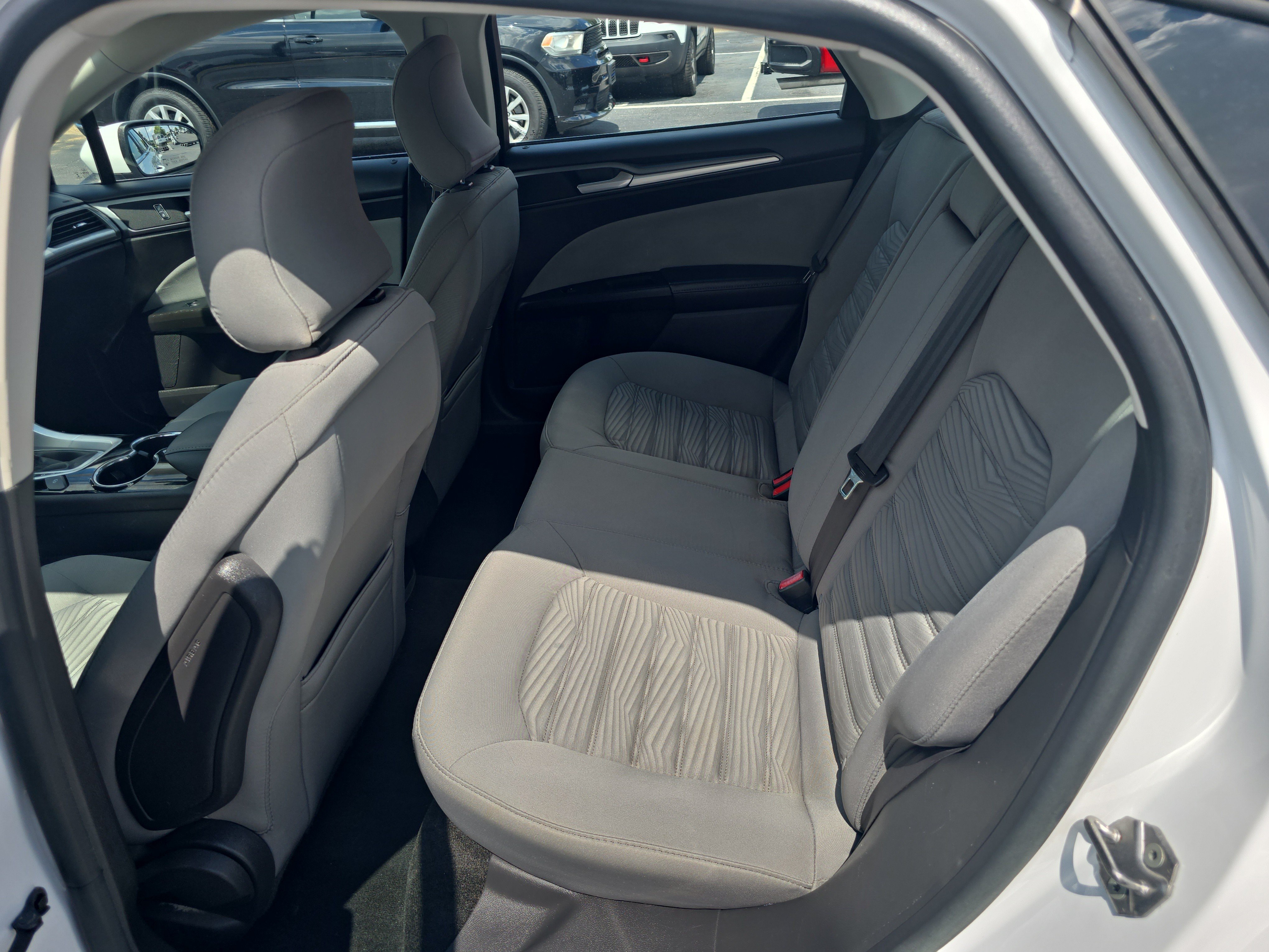 Used 2016 Ford Fusion S FWD image 11
