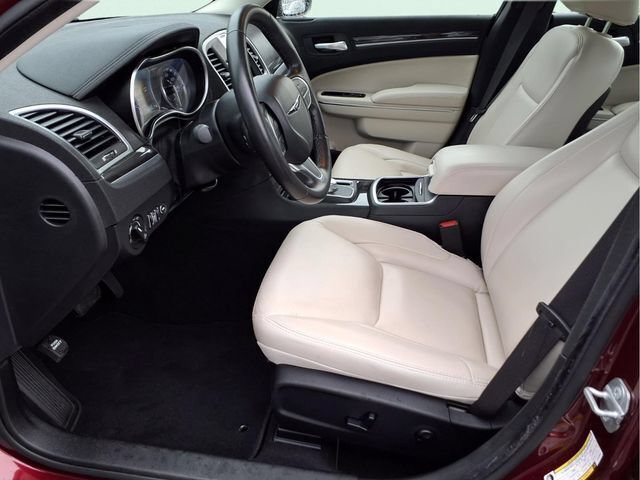 Used 2020 Chrysler 300 Touring L w/ Quick Order Package 2EF RWD image 18