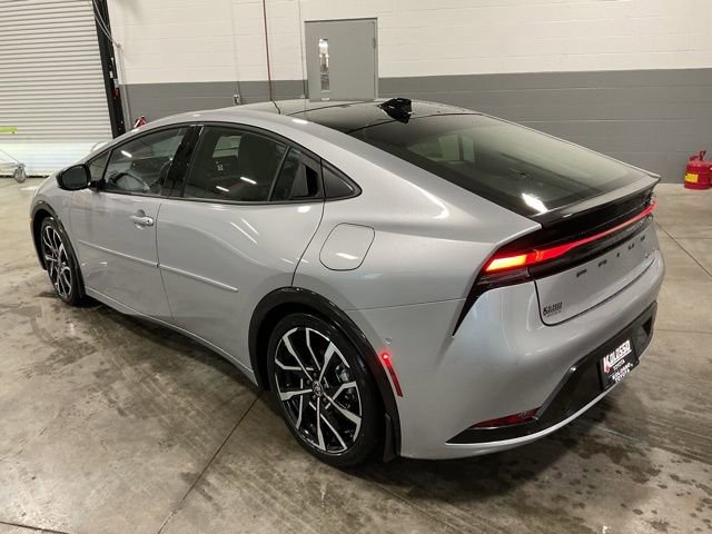 New 2025 Toyota Prius XSE Premium image 4