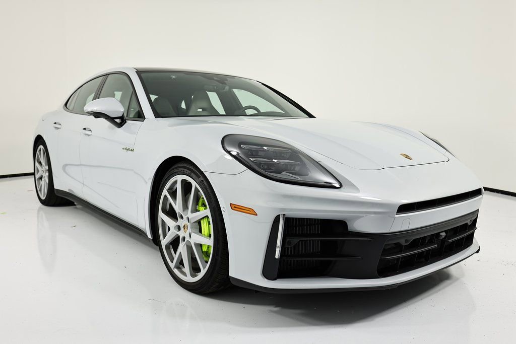New 2026 Porsche Panamera 4 image 16