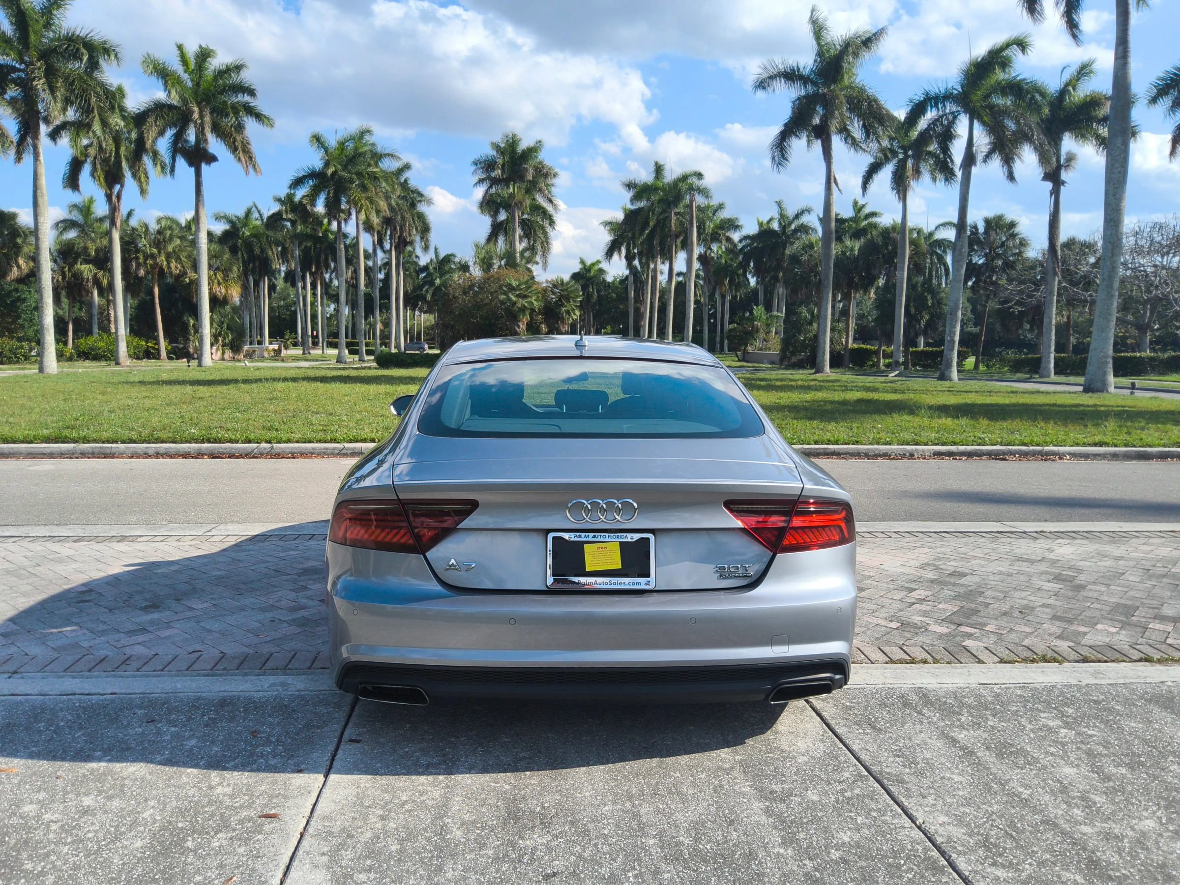 Used 2016 Audi A7 3.0T Prestige w/ Comfort Seating Package AWD/4WD image 17