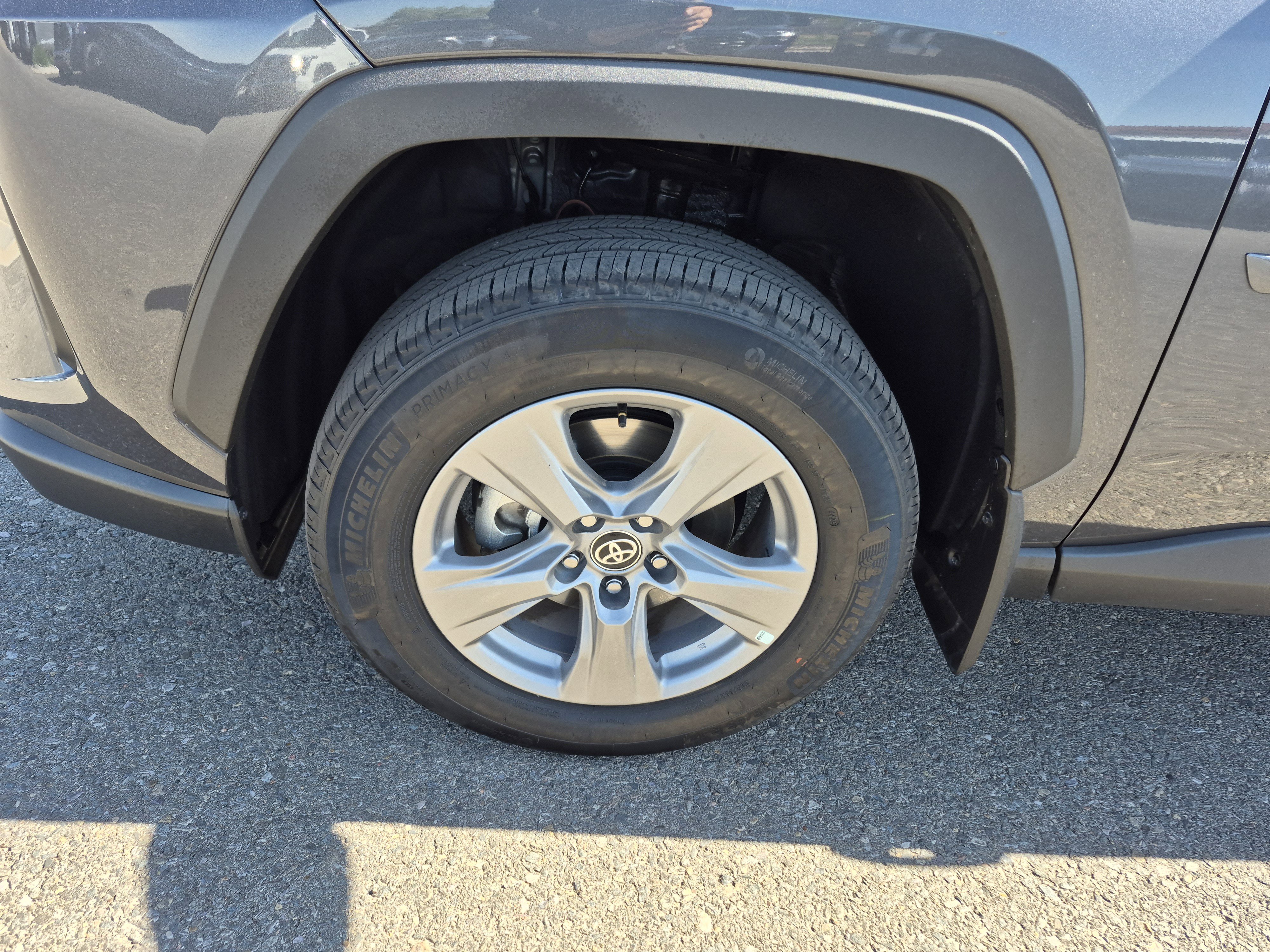 Certified 2025 Toyota RAV4 XLE AWD/4WD image 23