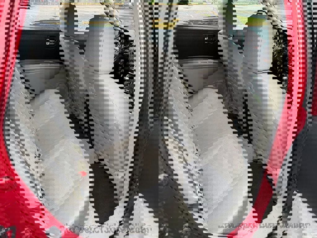 Used 2013 Nissan Rogue S FWD image 39