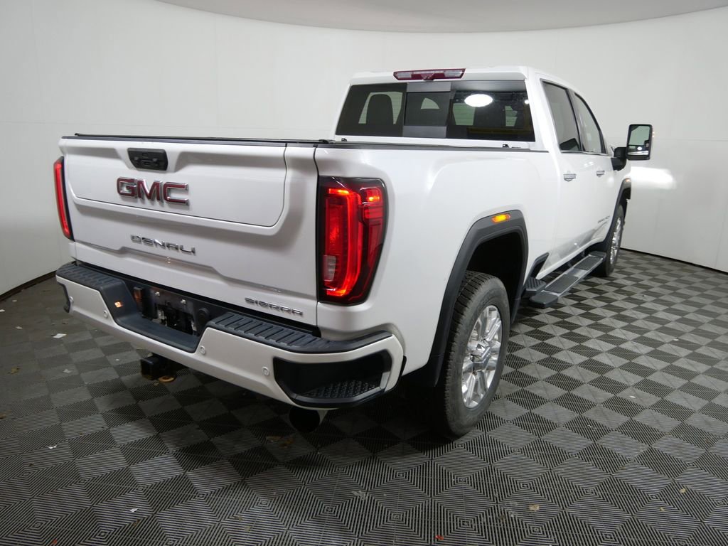 Used 2022 GMC Sierra 3500 Denali w/ Denali Ultimate Package image 3