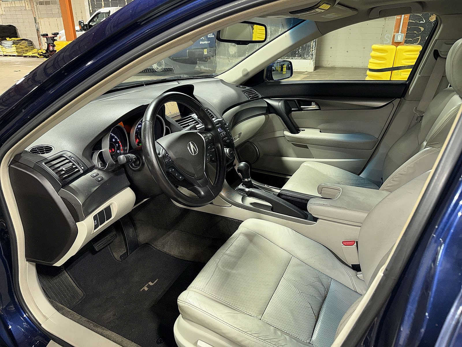 Used 2013 Acura TL w/ Technology Package FWD image 27