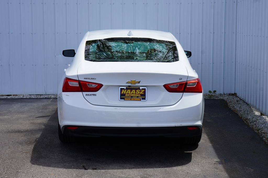 Used 2016 Chevrolet Malibu LT FWD image 5