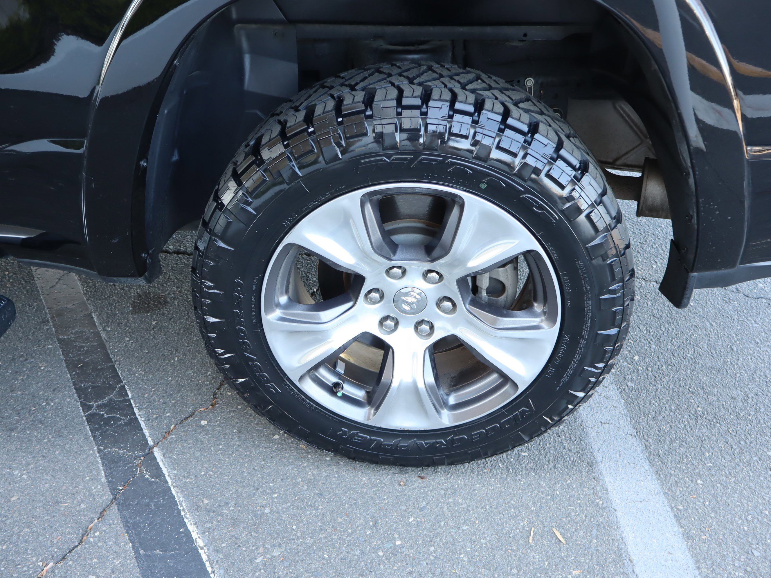 Used 2020 RAM 1500 Laramie AWD/4WD image 41