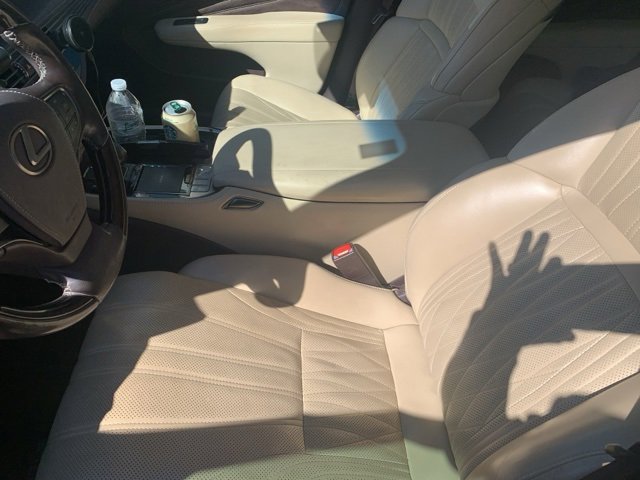 Used 2018 Lexus LS 500 w/ Interior Upgrade Package image 10