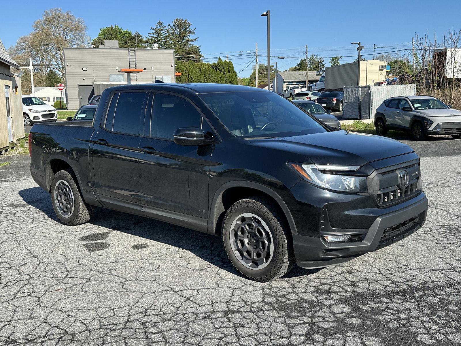 Certified 2024 Honda Ridgeline Black Edition image 2