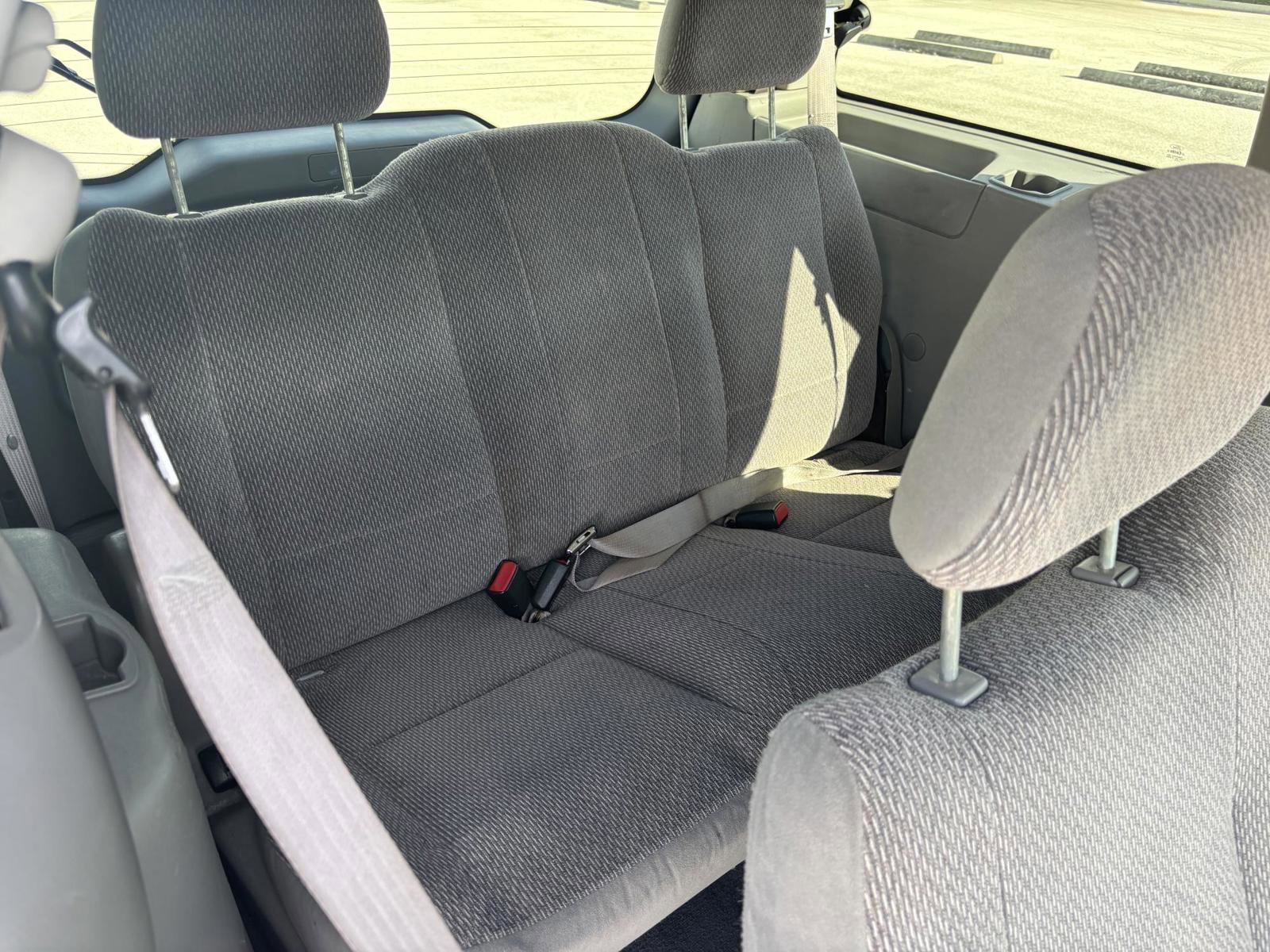 Used 2002 Ford Windstar LX image 20