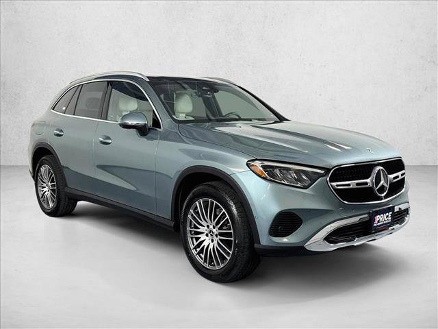 Used 2026 Mercedes-Benz GLC 300 4MATIC image 3