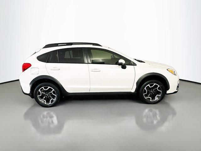 Used 2017 Subaru Crosstrek 2.0i Limited image 8