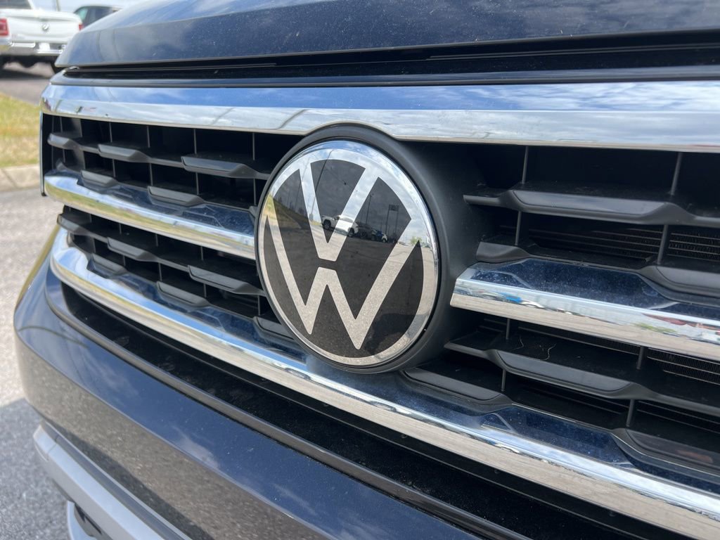Certified 2023 Volkswagen Atlas SE w/ Panoramic Sunroof Package image 11