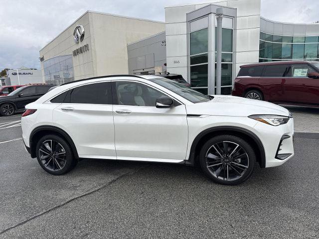 Certified 2025 INFINITI QX55 Luxe w/ Cargo Package image 2