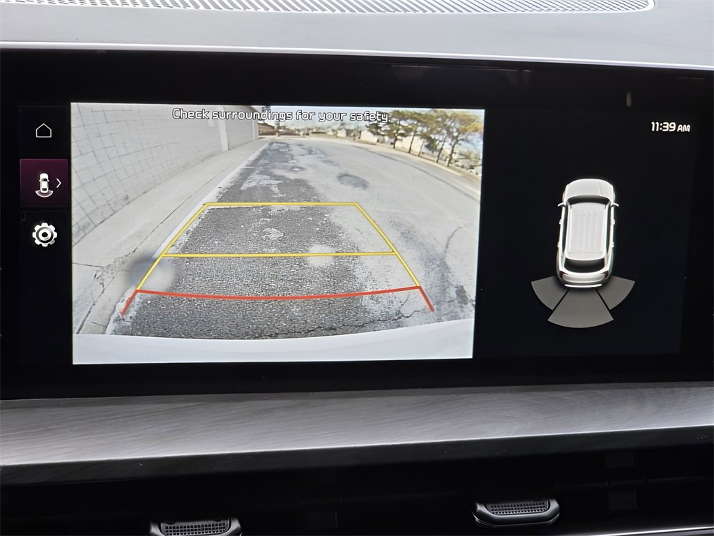 Used 2025 Kia Telluride AWD image 33