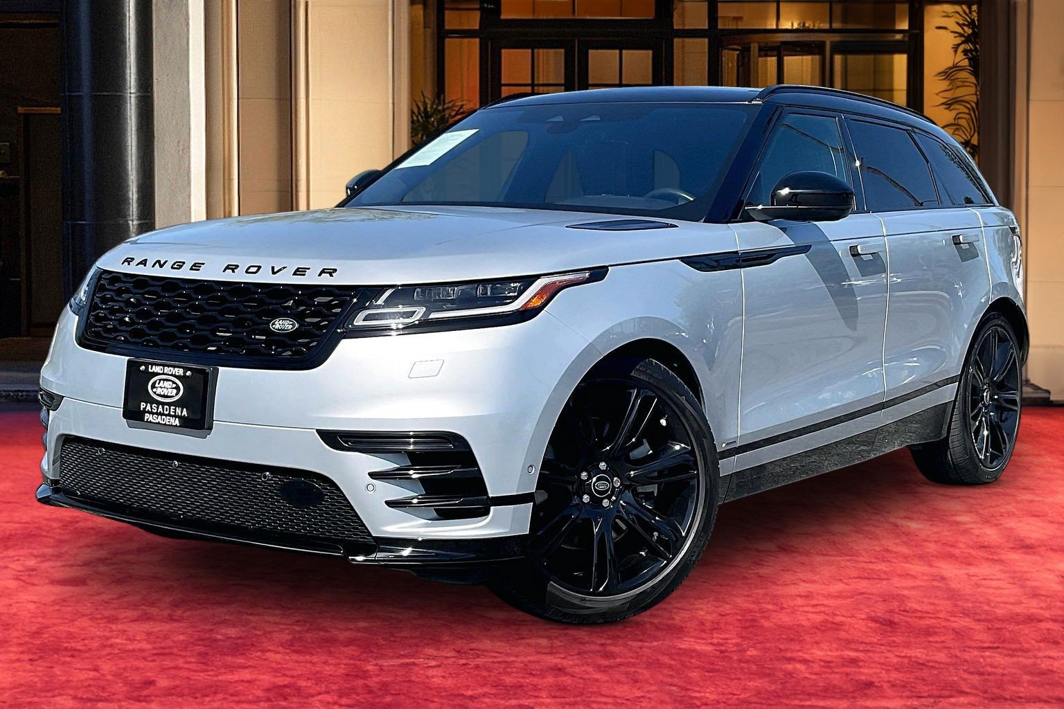 Used 2021 Land Rover Range Rover Velar R-Dynamic HSE AWD/4WD image 1