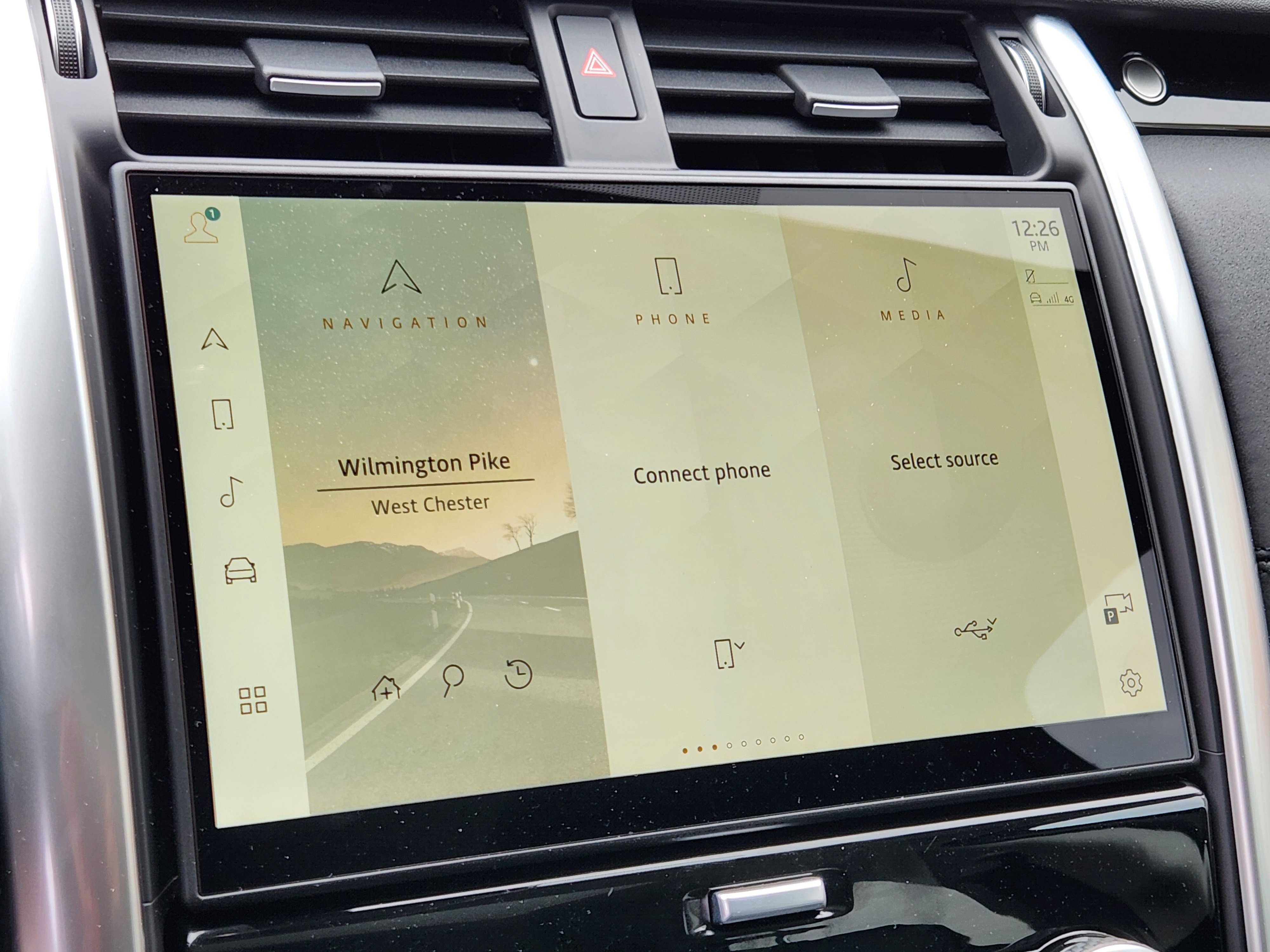 Certified 2024 Land Rover Discovery S image 21