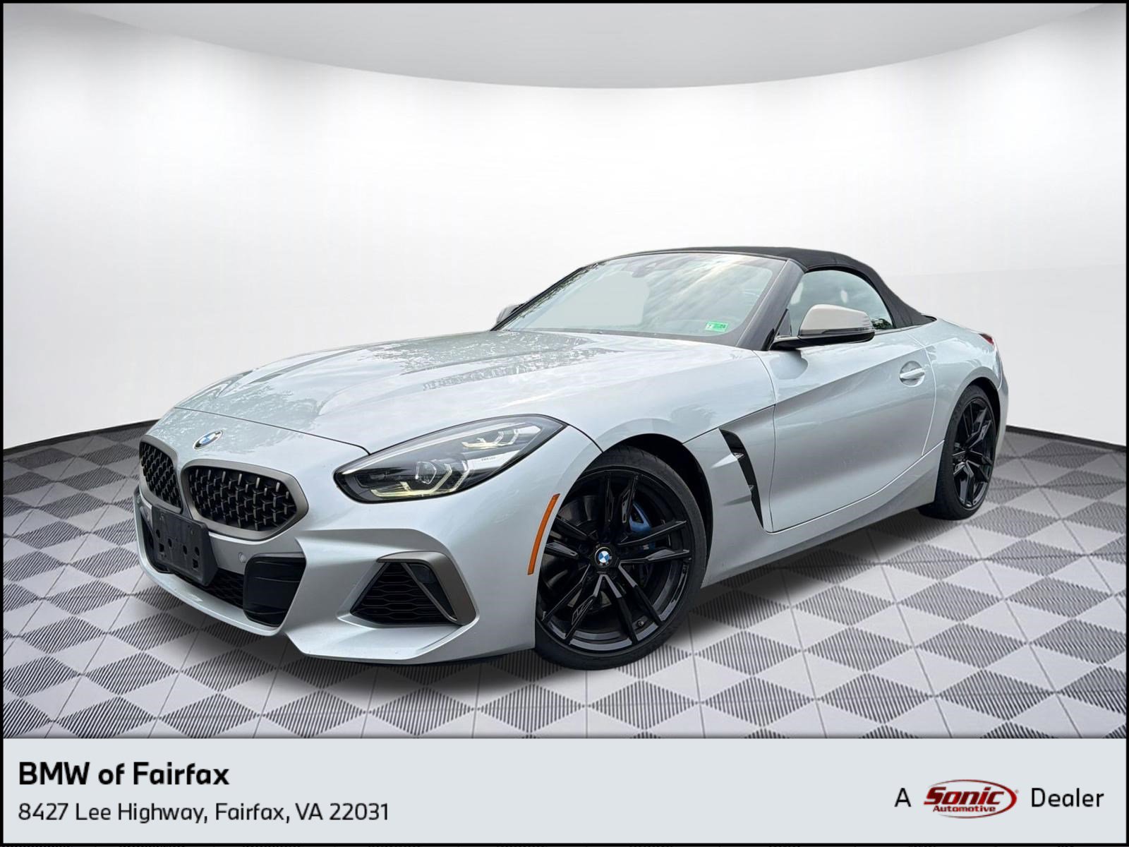 Used 2021 BMW Z4 M40i w/ Executive Package RWD image 1