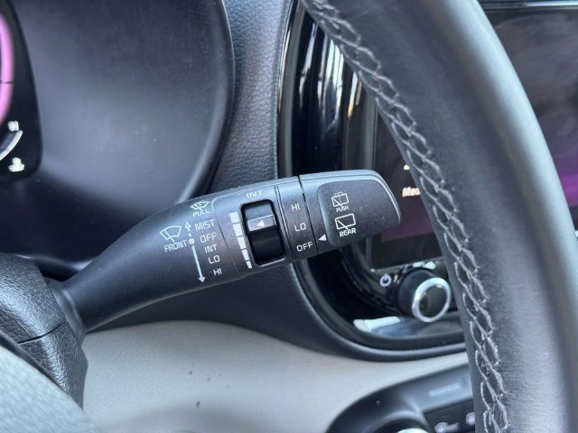 Used 2023 Kia Soul EX FWD image 27