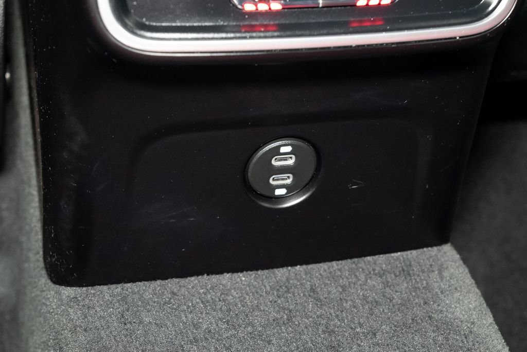 Used 2022 Porsche Macan image 27