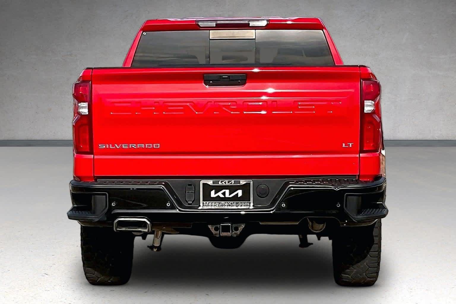 Used 2021 Chevrolet Silverado 1500 LT Trail Boss w/ Convenience Package II AWD/4WD image 5