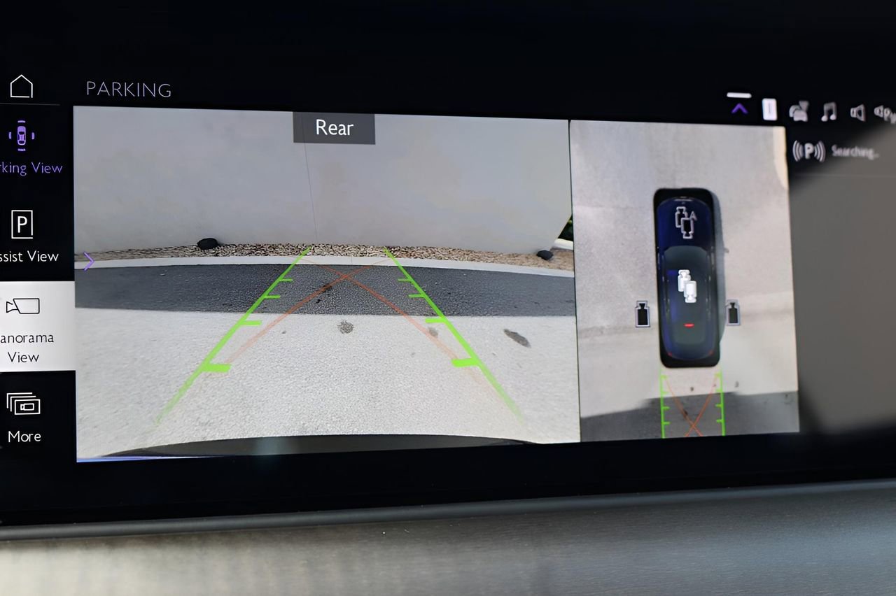 New 2025 Rolls-Royce Spectre image 11