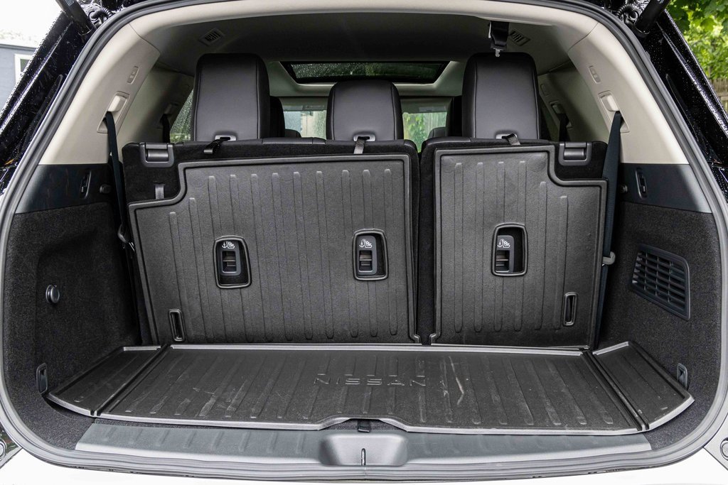 Certified 2025 Nissan Pathfinder SL w/ SL Premium Package image 25