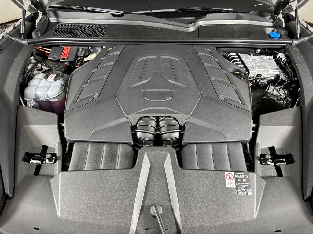 New 2026 Porsche Cayenne GTS image 44