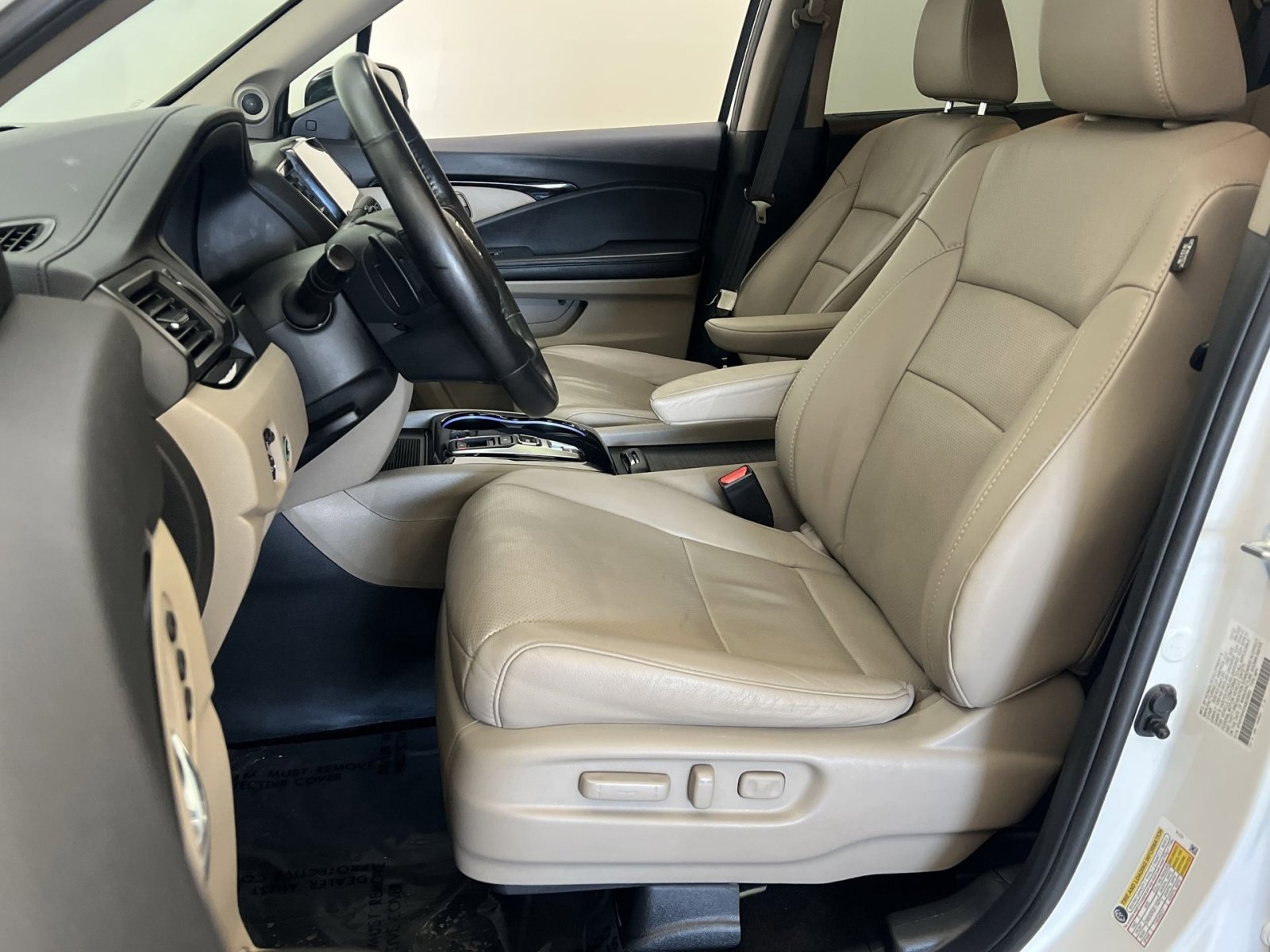 Used 2022 Honda Pilot Elite image 17