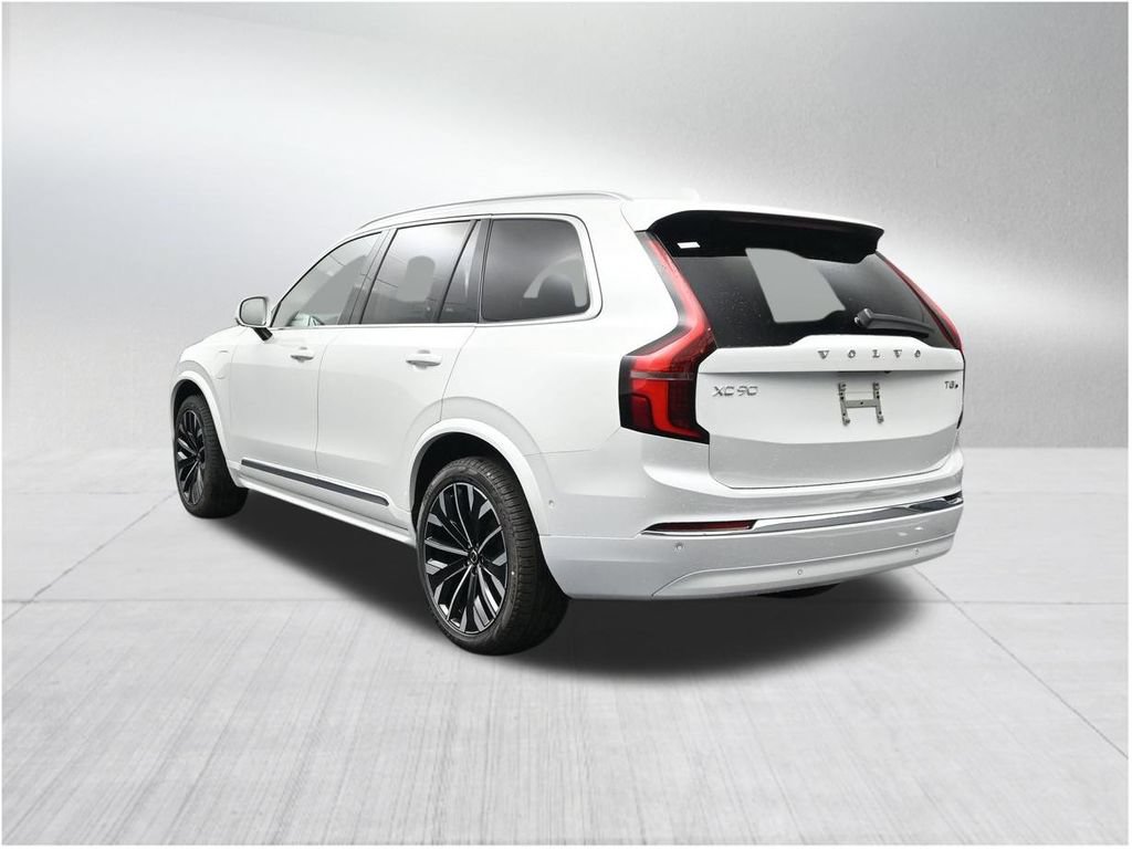 New 2026 Volvo XC90 T8 Plus w/ Protection Package Premier AWD/4WD image 3
