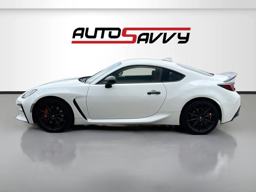 Used 2024 Toyota GR86 TRUENO Edition RWD image 4