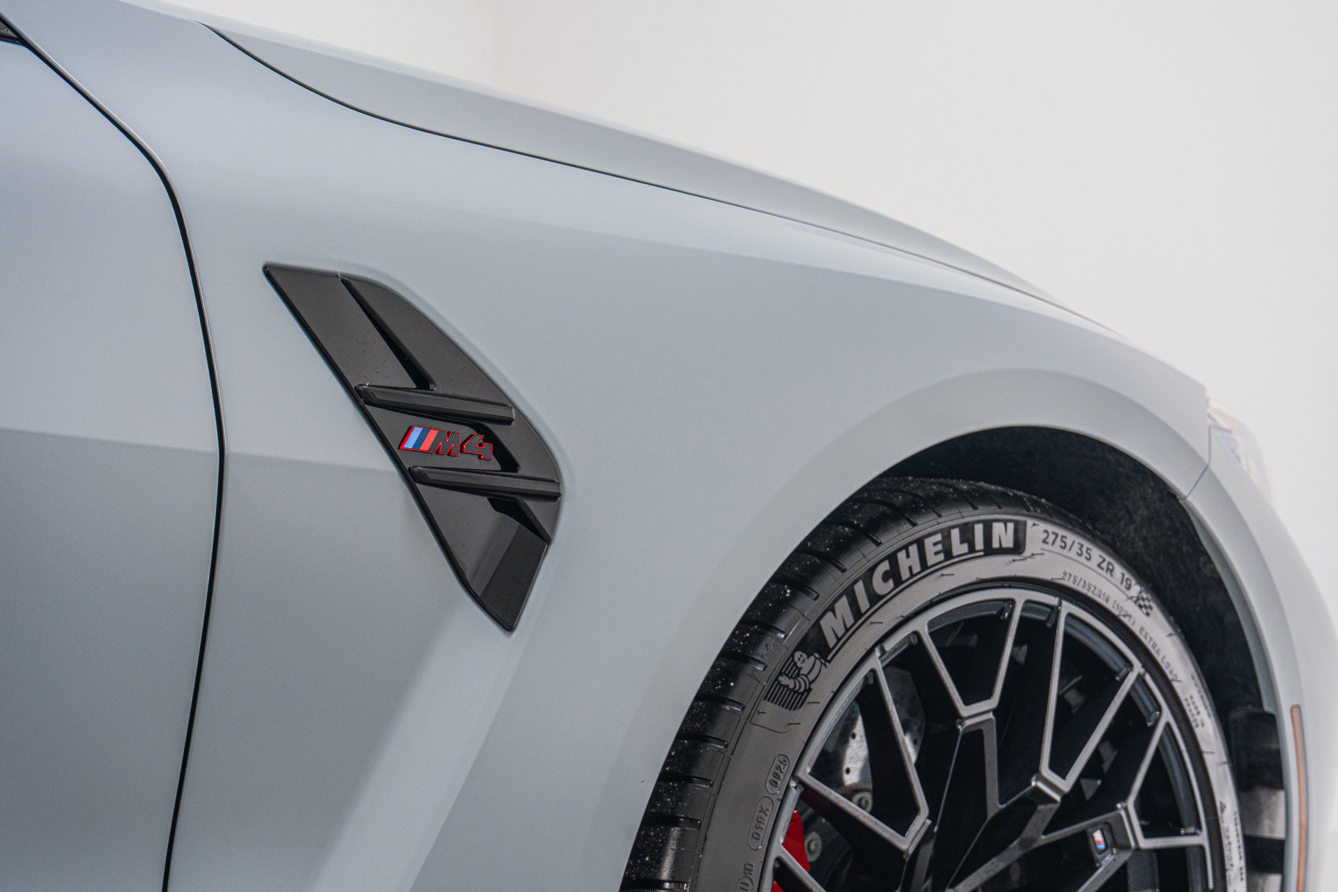 Used 2023 BMW M4 CSL image 37