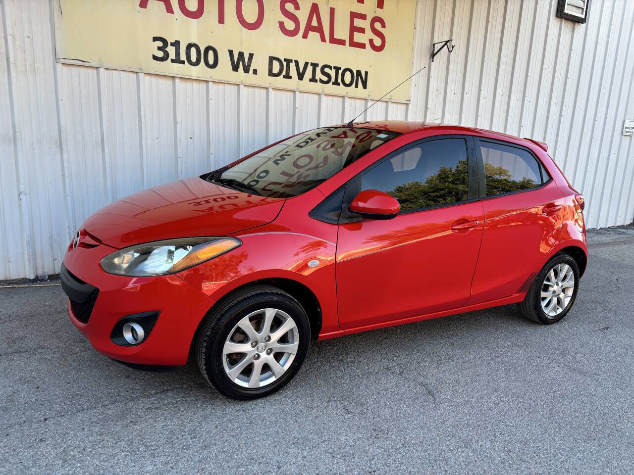 Used 2012 MAZDA MAZDA2 Touring image 4