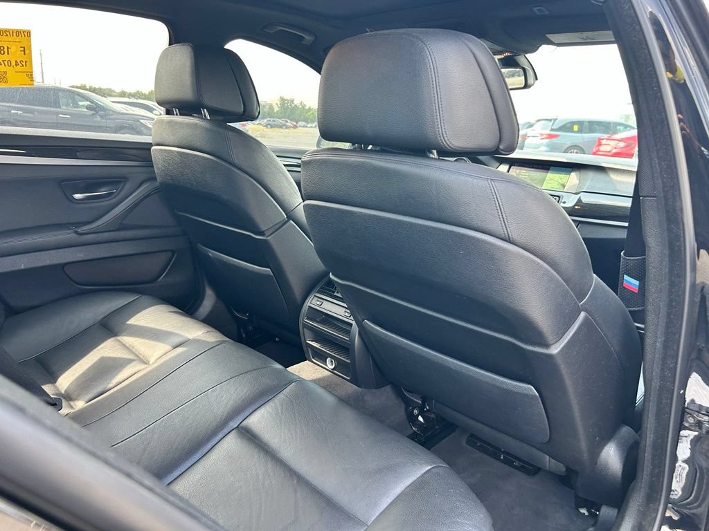 Used 2012 BMW 550i xDrive Sedan AWD/4WD image 17