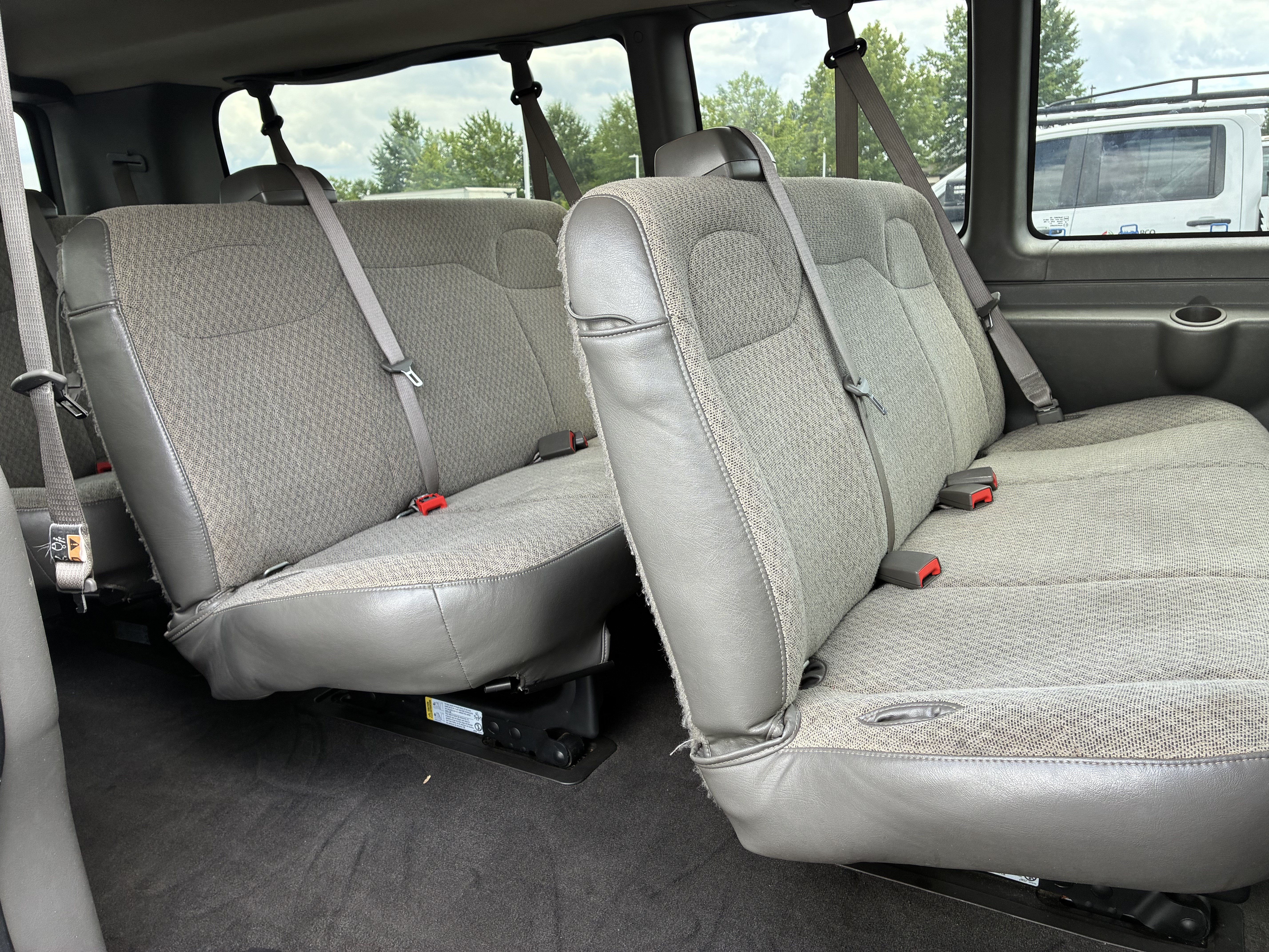 Used 2025 Chevrolet Express 3500 LT w/ LT Preferred Equipment Group RWD image 14
