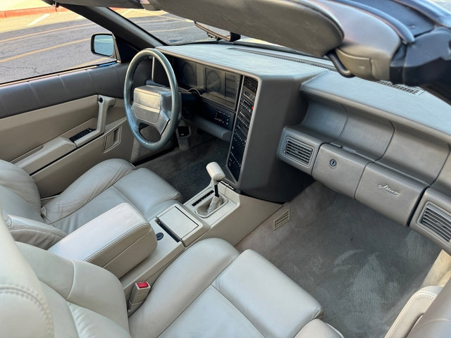 Used 1993 Cadillac Allante image 17