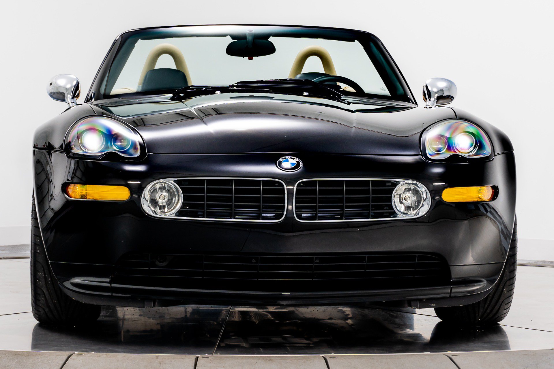 Used 2001 BMW Z8 RWD image 4