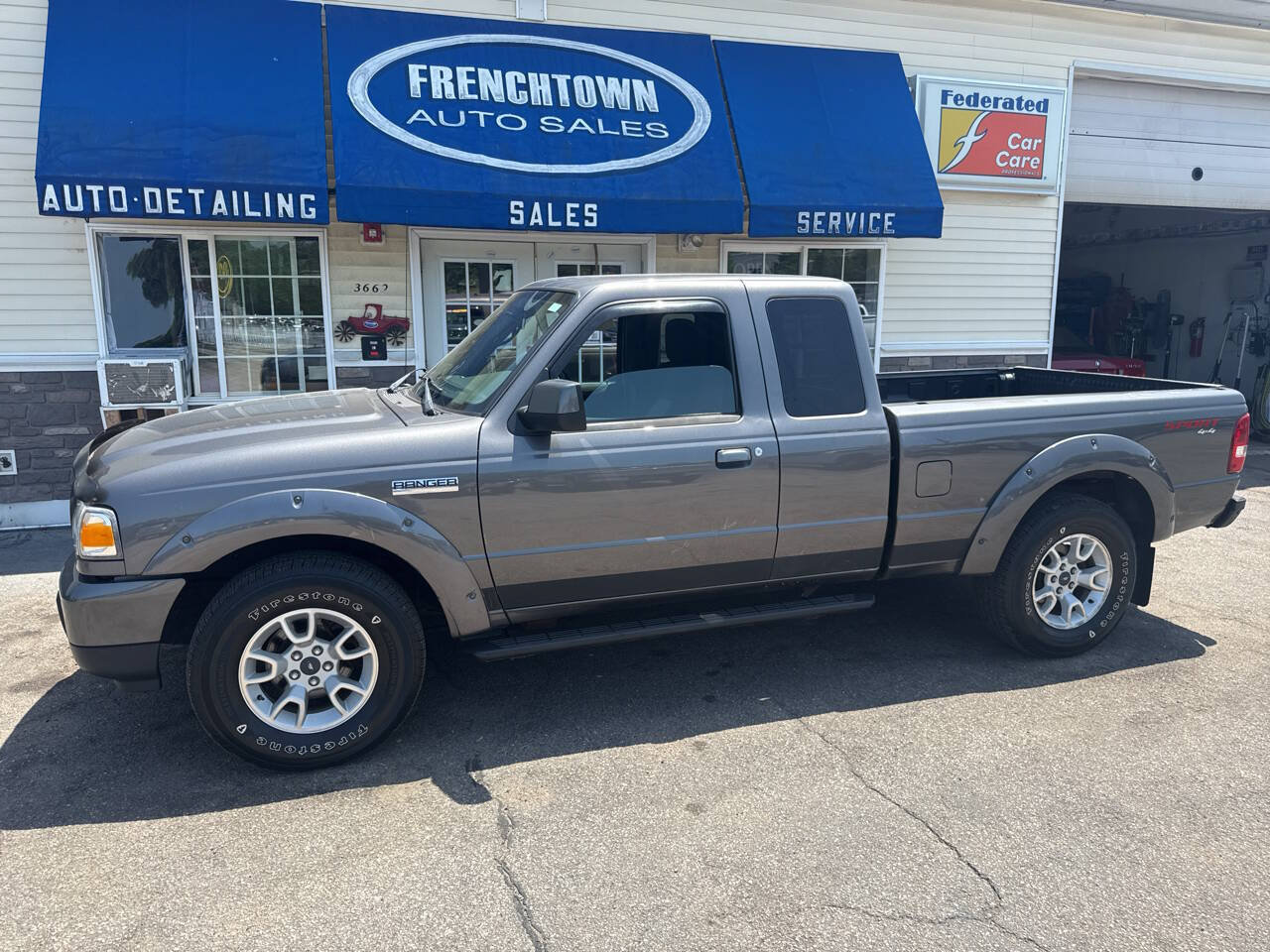 Used 2011 Ford Ranger Sport w/ Payload Pkg 2 AWD/4WD image 2