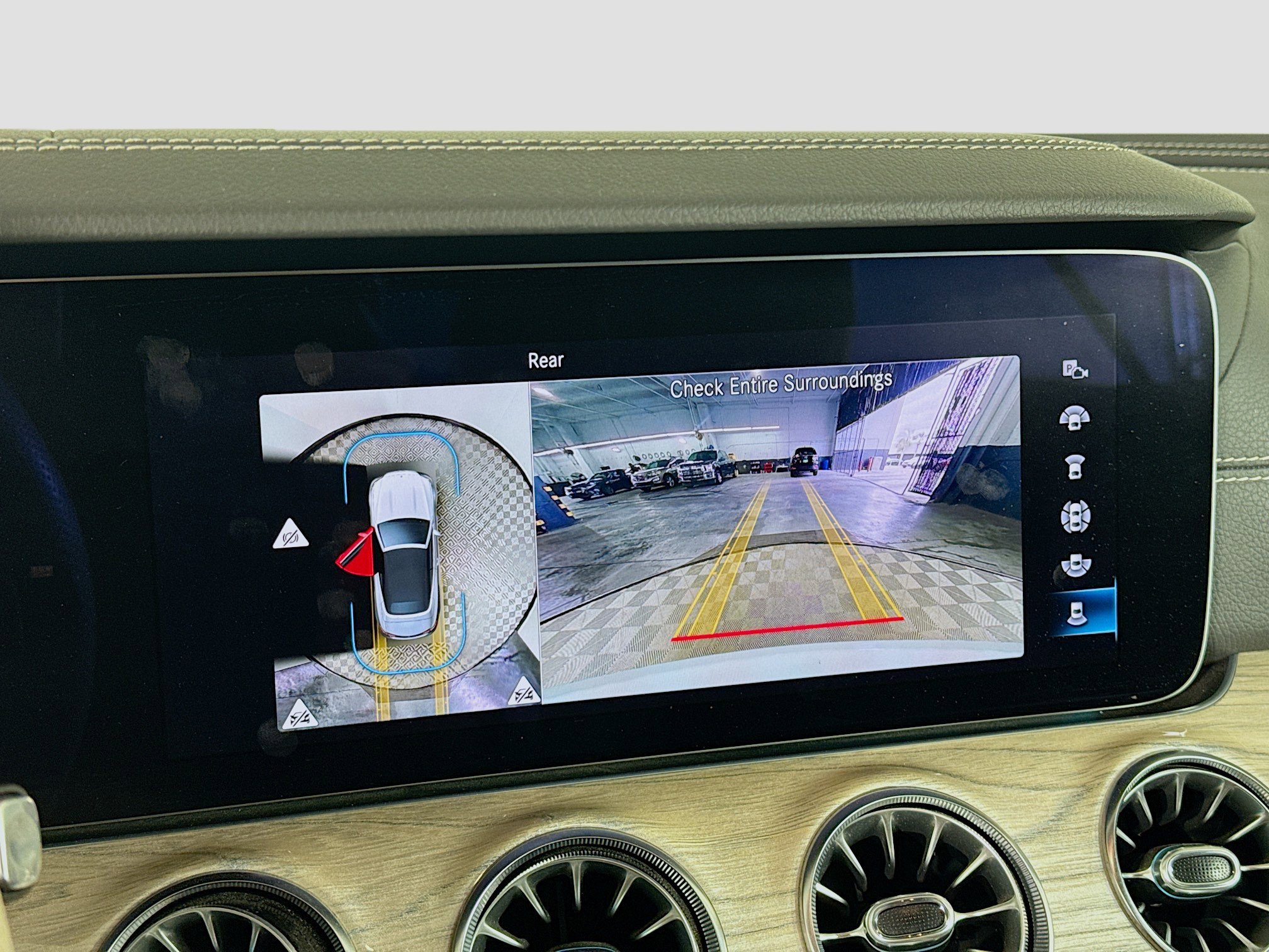 Used 2022 Mercedes-Benz E 450 Cabriolet image 19