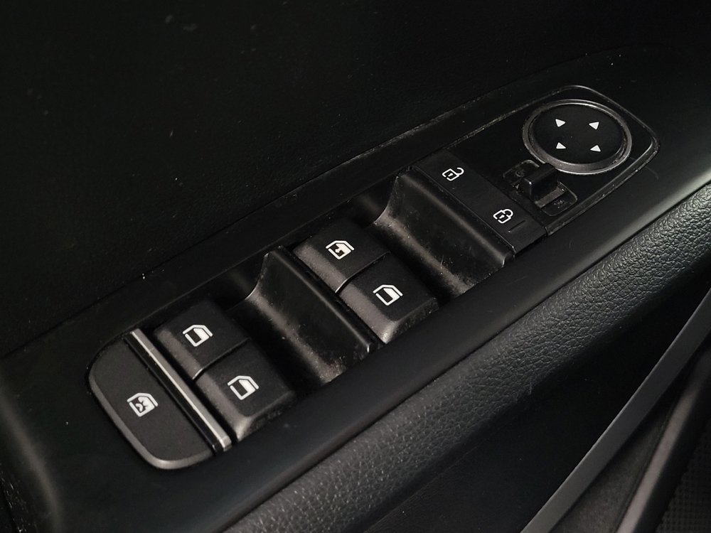 Used 2021 Kia Soul LX FWD image 27