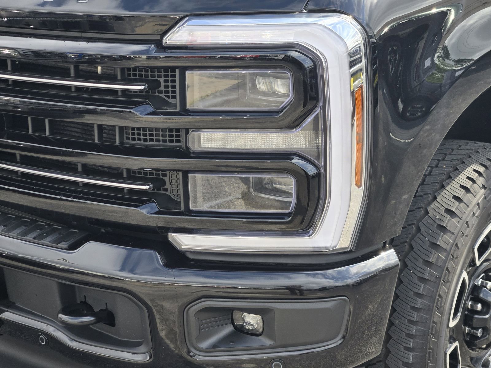Used 2026 Ford F250 Platinum image 9