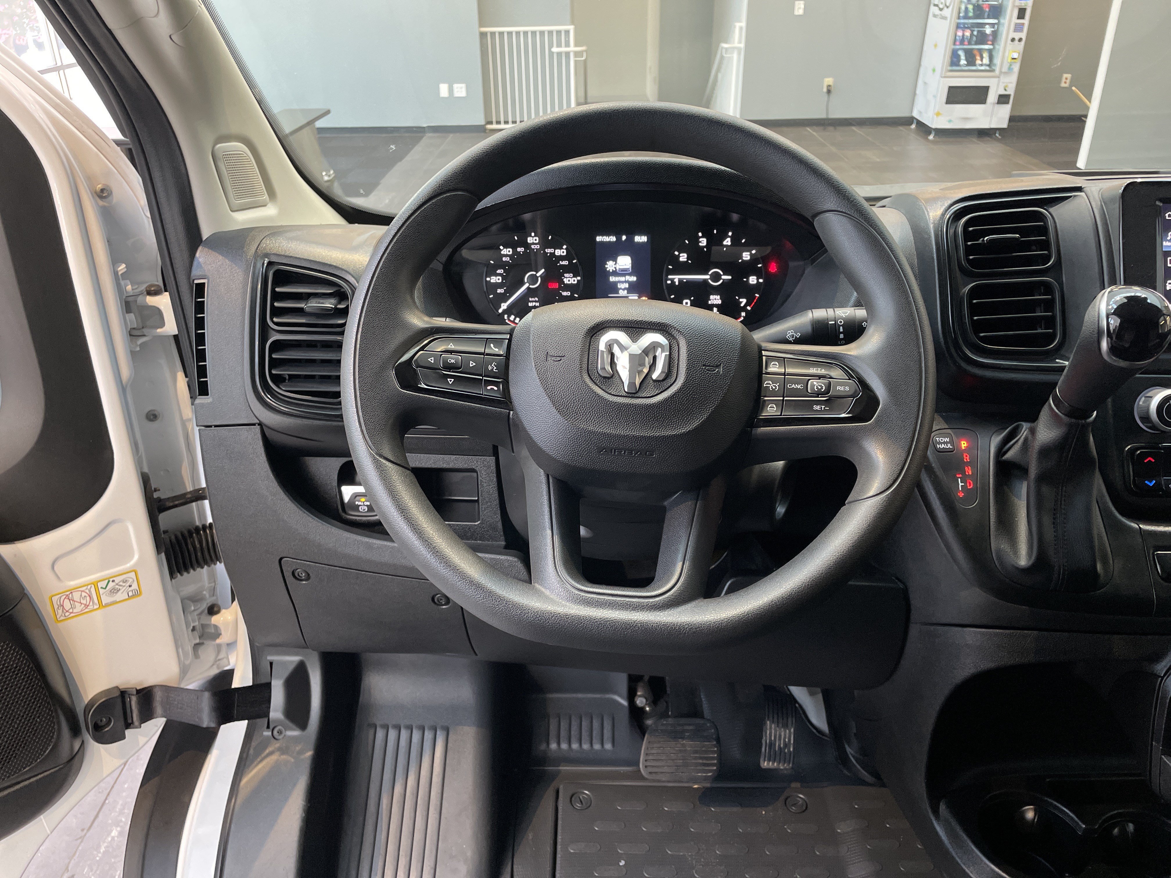 Used 2026 RAM ProMaster 2500 w/ Convenience Group FWD image 18