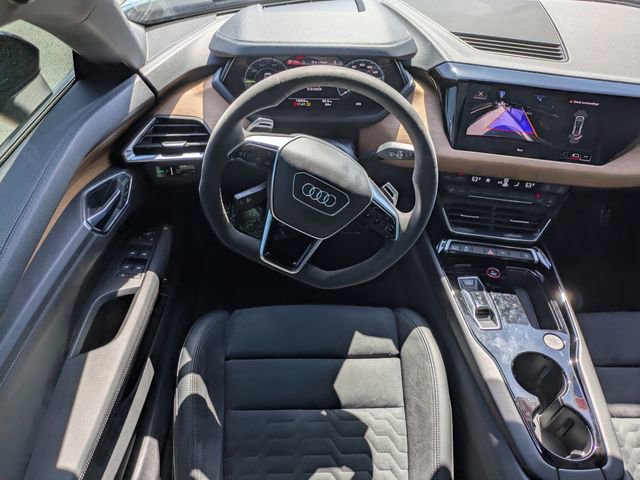 Used 2023 Audi e-tron GT Premium Plus image 12