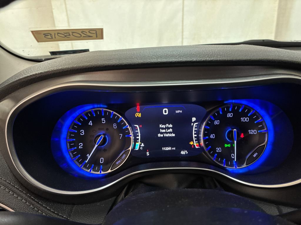 Used 2019 Chrysler Pacifica Limited FWD image 17