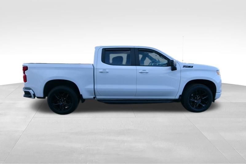 Used 2023 Chevrolet Silverado 1500 RST w/ Z71 Off-Road Package AWD/4WD image 9