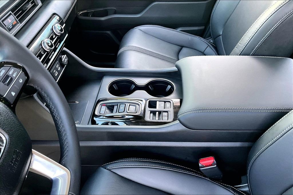 Used 2025 Honda Pilot EX-L image 15