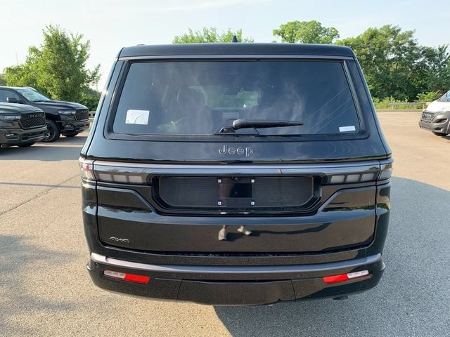 New 2026 Jeep Grand Wagoneer L Summit w/ Premium Group III AWD/4WD image 3