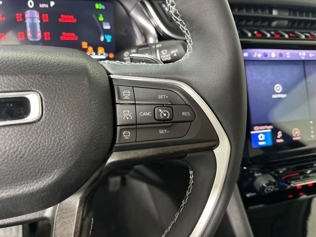 Used 2023 Jeep Grand Cherokee 4WD 4xe image 16