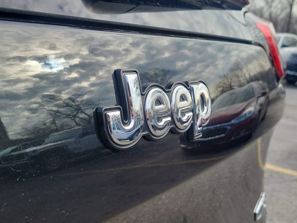 Used 2014 Jeep Cherokee Latitude FWD image 6